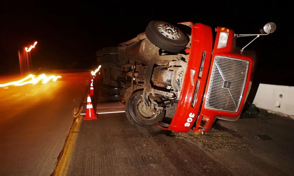 Truck crash lawyer Los Angeles helping injured victims pursue maximum compensation after a serious commercial truck accident in California.