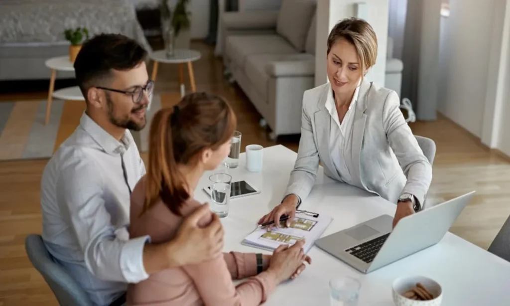 Realtor with property valuation providing accurate home value estimates, market analysis, pricing strategies, and professional real estate guidance for buyers and sellers.